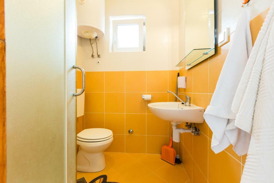 Apartmani Filip Mandre Exterior foto